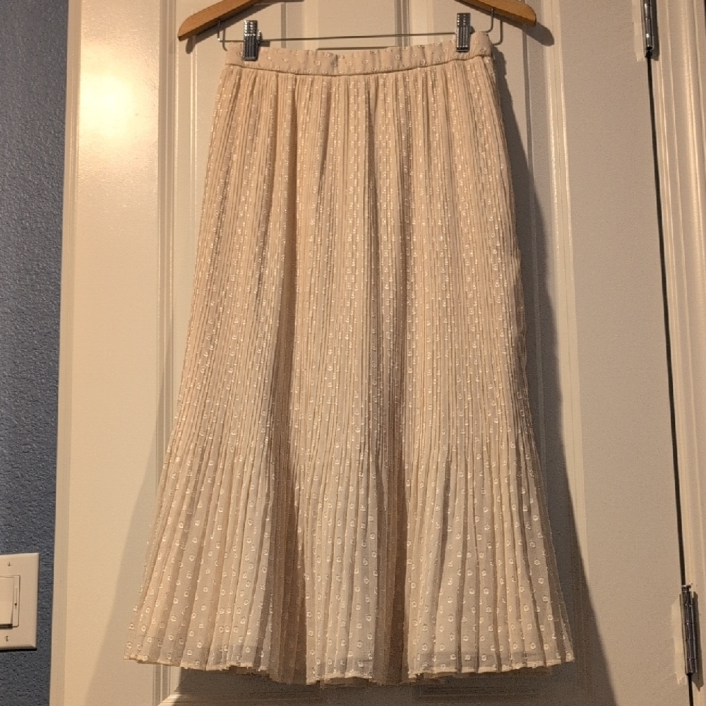 Lulu's Pleated A-line Midi Skirt In Ivory